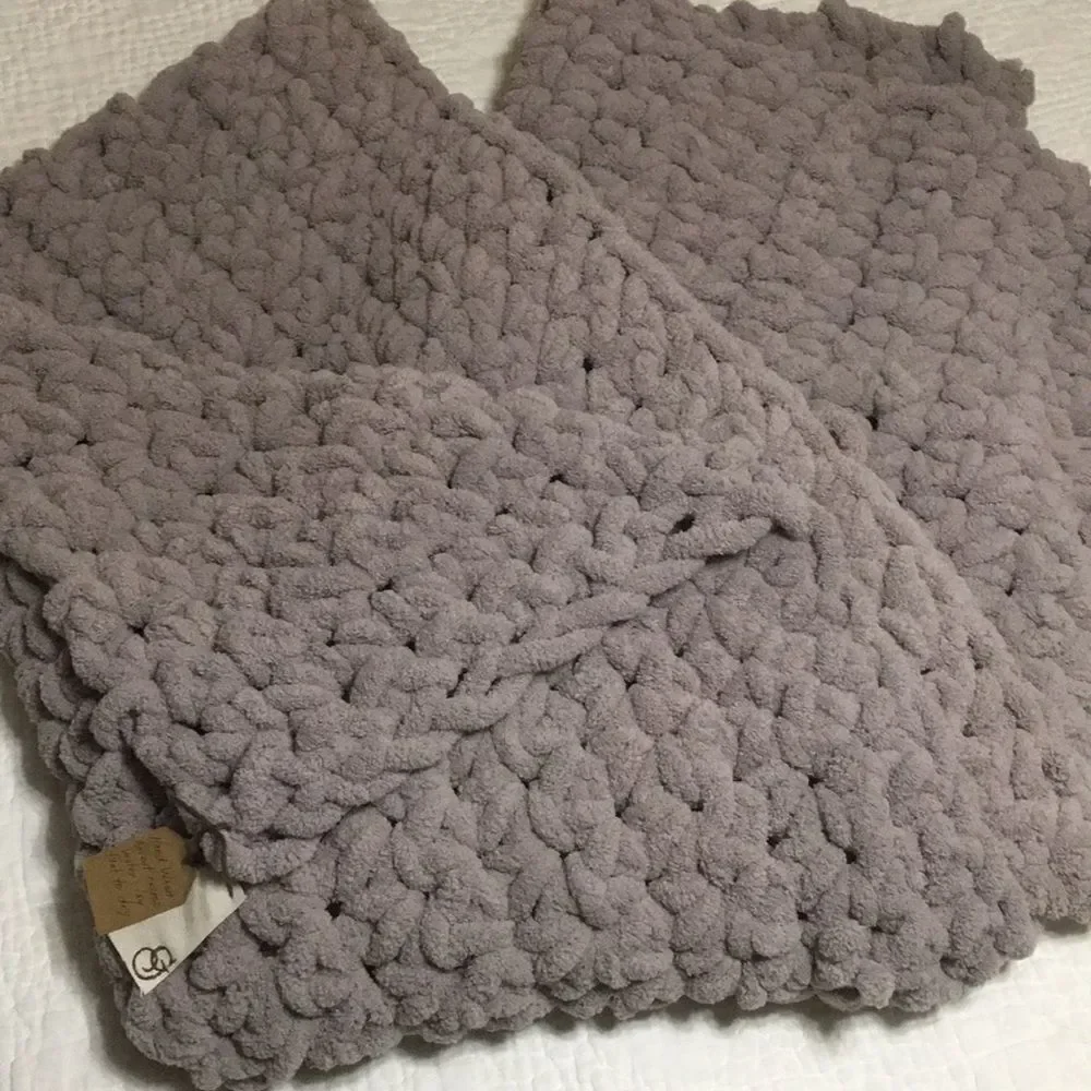 LAST ONE!!!! Extra Plush Throw Blanket 64X44
